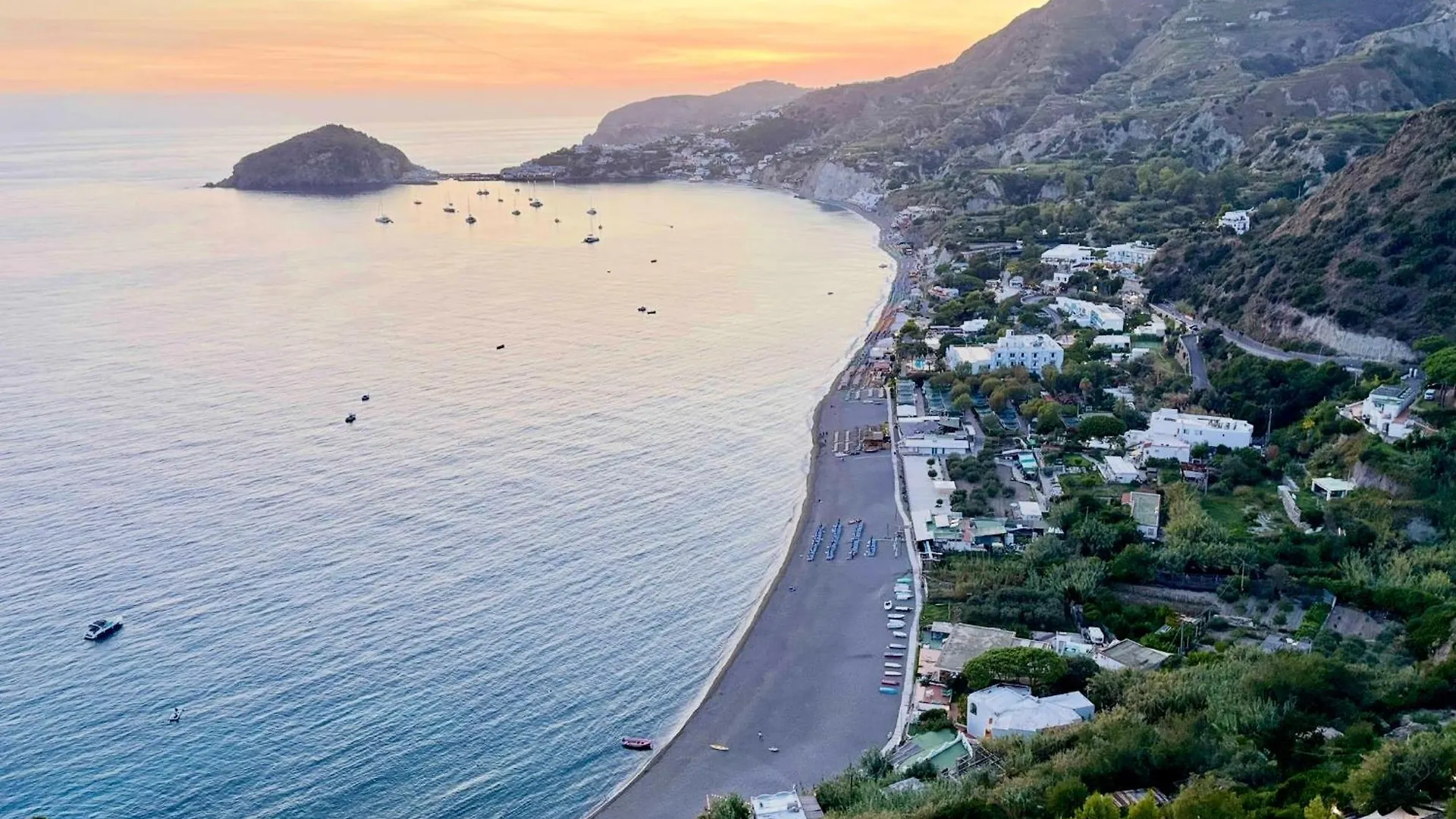 7 Hotel Centrali vicino alla Spiaggia dei Maronti che Vale la Pena Considerare