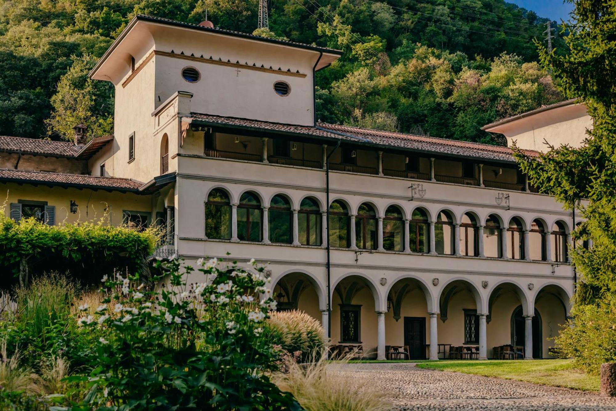Soggiornare in Italia: 15 Hotel con Voti Eccellenti a Confronto